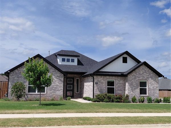 1410 Sessile Oak Way , Bentonville, AR 72713