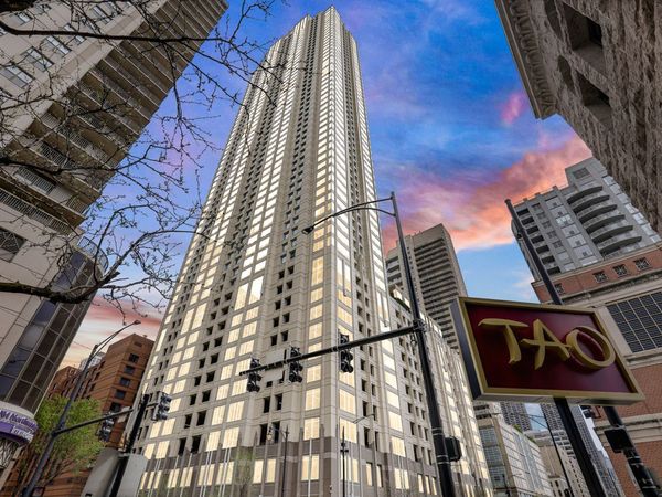33 W Ontario Street , Unit 48B, Chicago, IL 60654