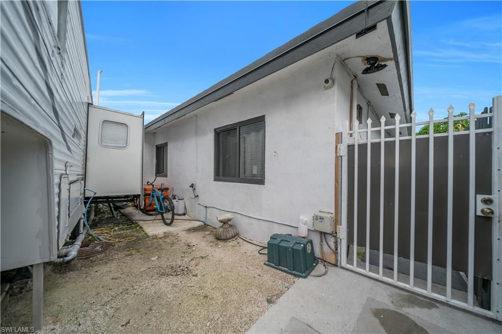 7929 NW 36 Ct, Miami, FL 33147 Photo