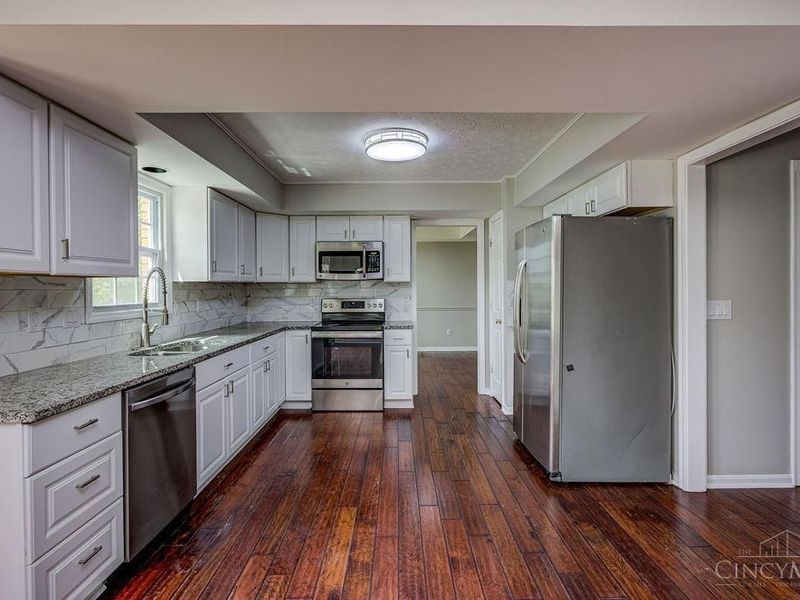 7497 Rolling Meadows Drive, West Chester, OH 45069 Photo 14