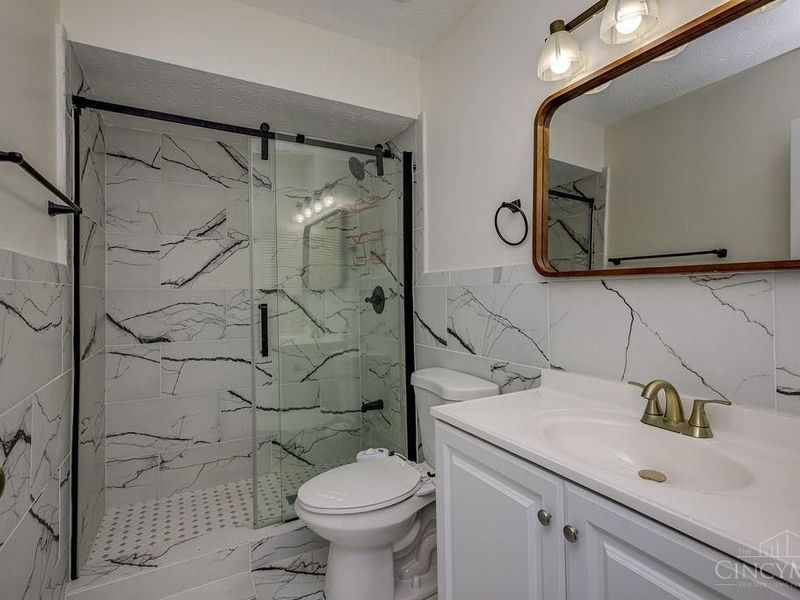 7497 Rolling Meadows Drive, West Chester, OH 45069 Photo 32