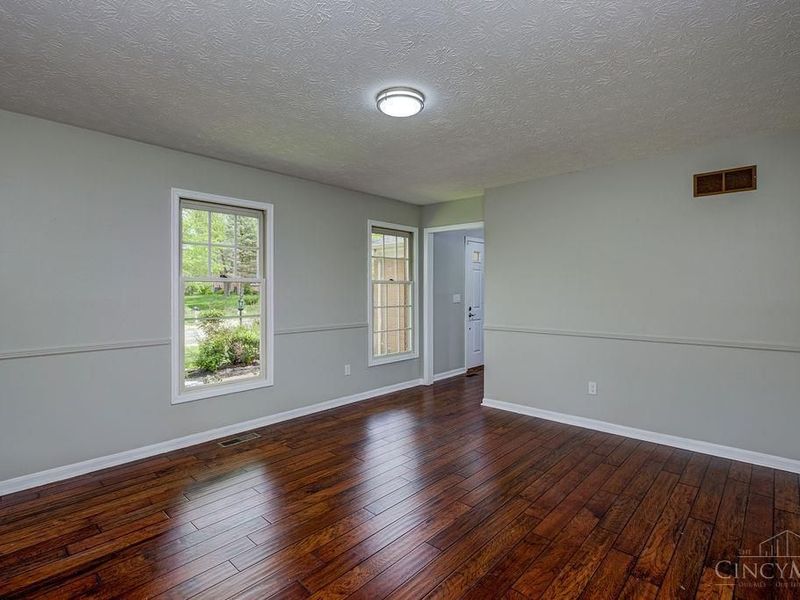 7497 Rolling Meadows Drive, West Chester, OH 45069 Photo 6