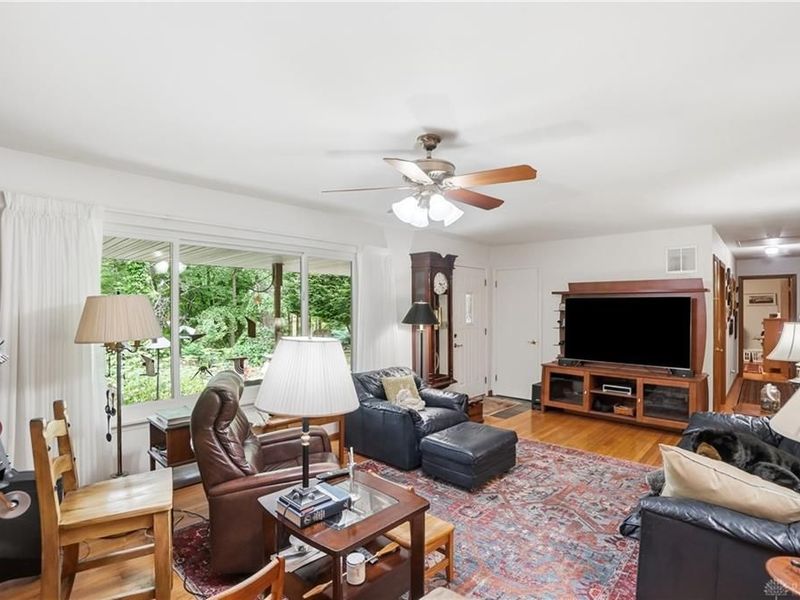 5392 Enon Xenia Road, Fairborn, OH 45324 Photo 4