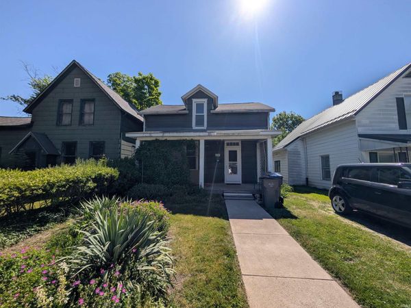 218 S 10th Street, Goshen, IN 46528