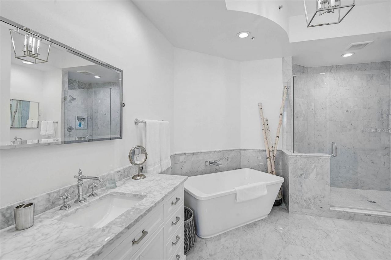 409 N Point Road, Unit 802, Osprey, FL 34229 Photo