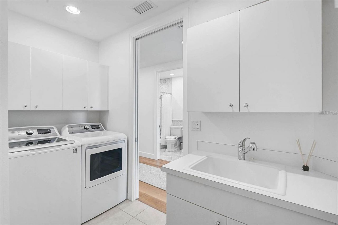 409 N Point Road, Unit 802, Osprey, FL 34229 Photo