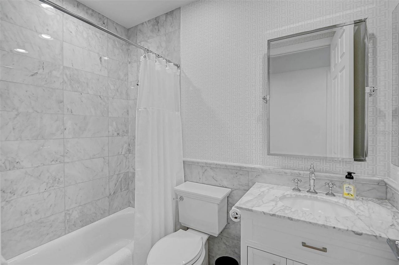 409 N Point Road, Unit 802, Osprey, FL 34229 Photo