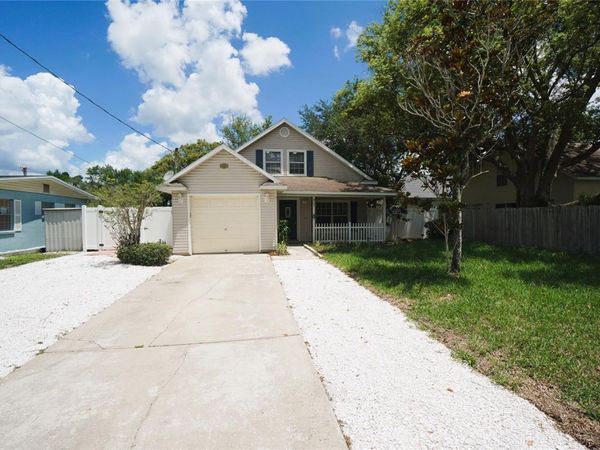 805 W 113TH AVENUE , TAMPA, FL 33612