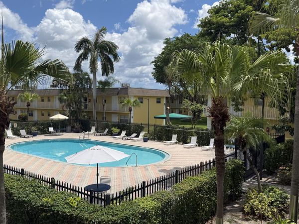 5186 NE 6th Avenue, Unit 721, Oakland Park, FL 33334