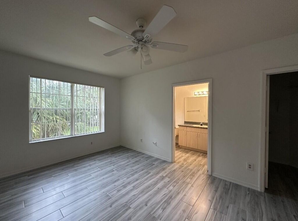 106 SW Peacock Boulevard, Unit 4-205, Port Saint Lucie, FL 34986 Photo
