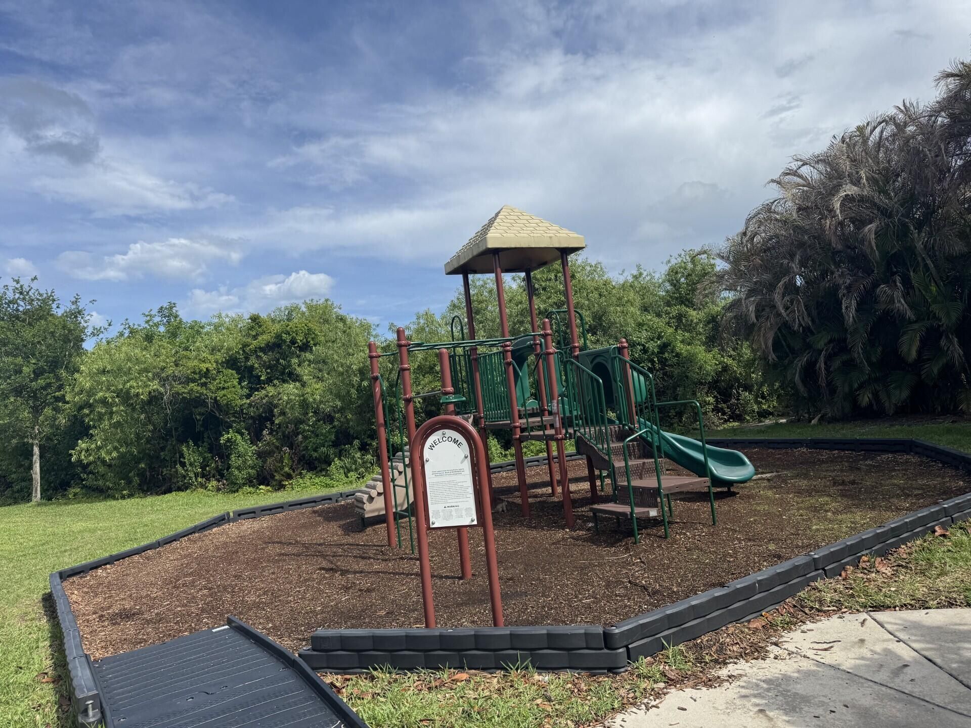 106 SW Peacock Boulevard, Unit 4-205, Port Saint Lucie, FL 34986 Photo