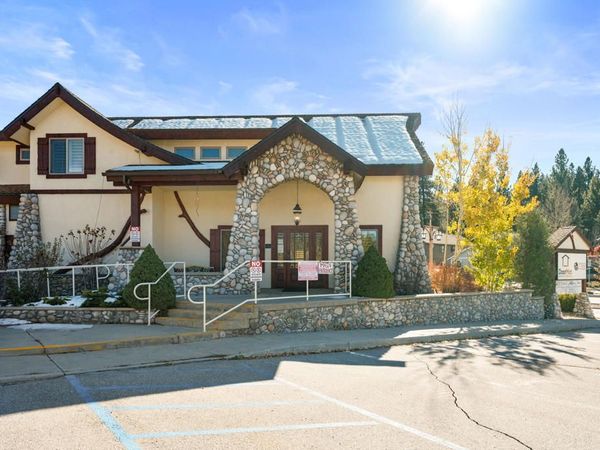 42718 Moonridge Road , Big Bear, CA 92315