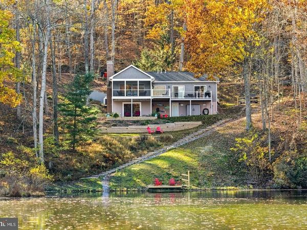 435 LAKESIDE DRIVE, HARPERS FERRY, WV 25425