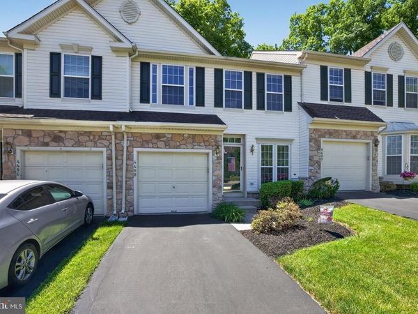 4488 HONEYSUCKLE LANE, DOYLESTOWN, PA 18902