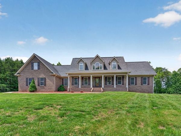 383 Simmons Road, Pilot Mountain, NC 27041