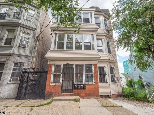 130 Milford Ave, Newark, NJ 07108