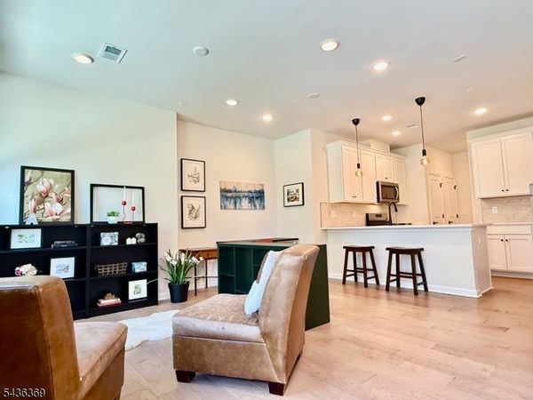 614 Sadie Cir, Unit 614, New Brunswick, NJ 08901