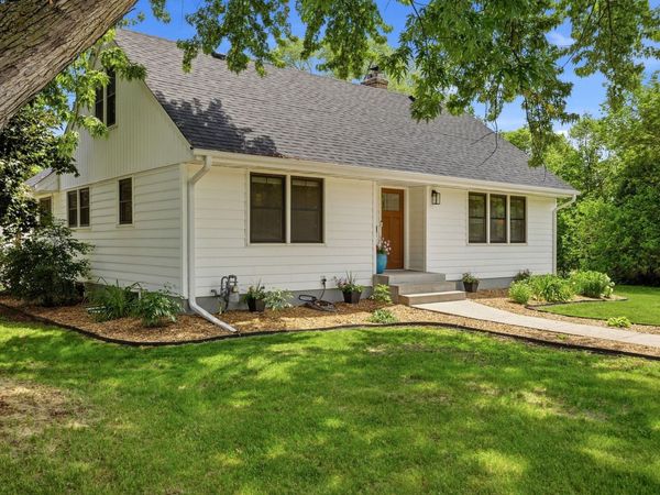 8401 15th Avenue S, Bloomington, MN 55425