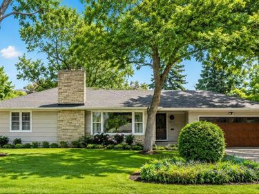 6609 Southdale Road, Edina, MN 55435