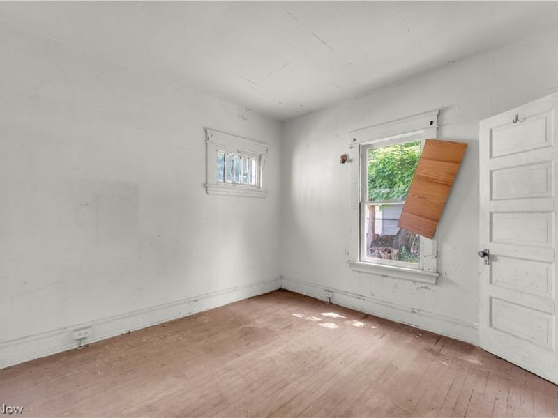 1261 E 113th Street, Cleveland, OH 44108 Photo 11