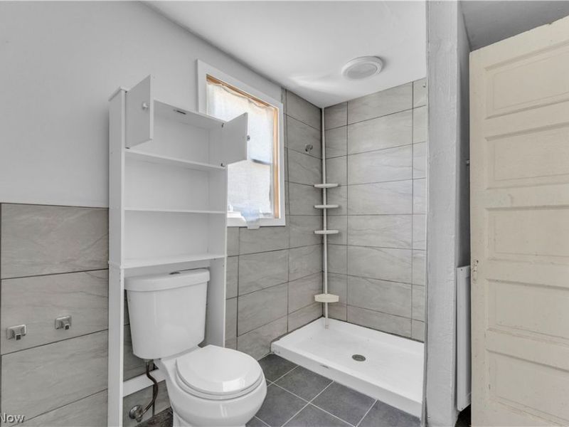 1261 E 113th Street, Cleveland, OH 44108 Photo 36