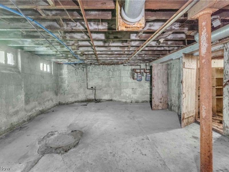 1261 E 113th Street, Cleveland, OH 44108 Photo 43