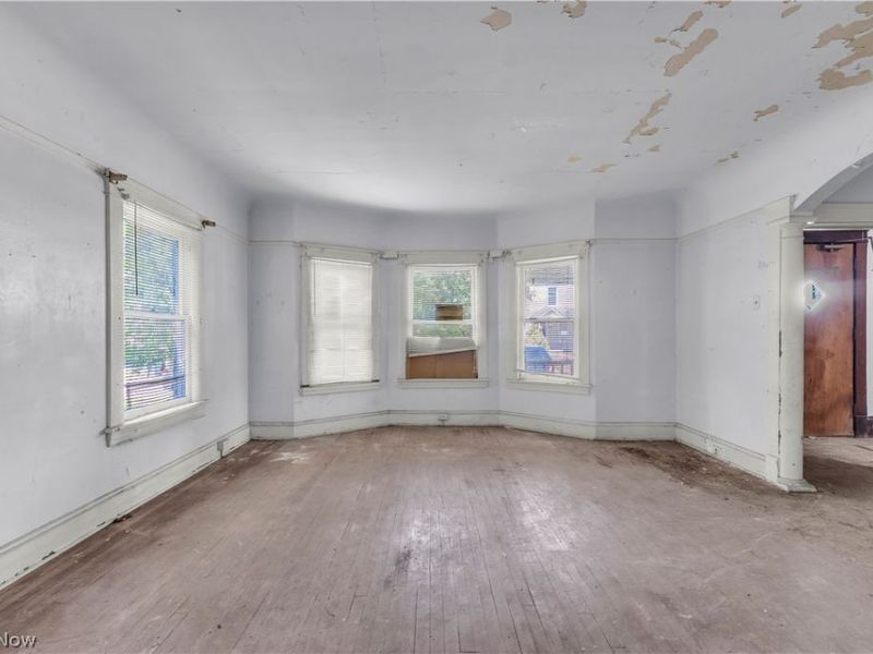 1261 E 113th Street, Cleveland, OH 44108 Photo 7