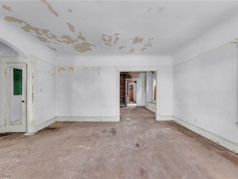1261 E 113th Street, Cleveland, OH 44108 Photo 9