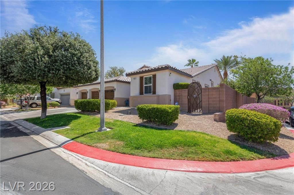 6538 Green Sparrow Lane, North Las Vegas, NV 89084