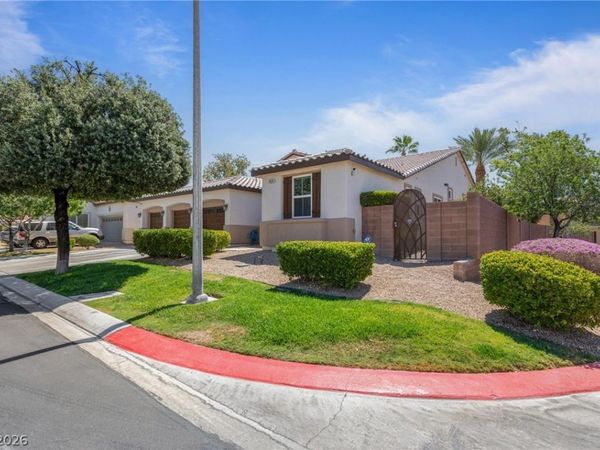 6538 Green Sparrow Lane , North Las Vegas, NV 89084