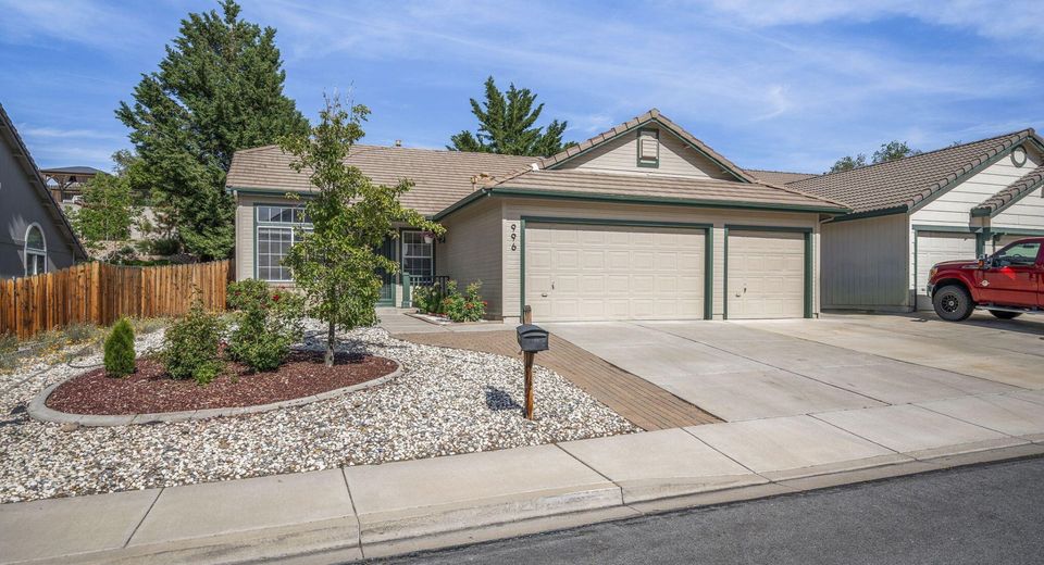 996 Petes Way, Sparks, NV 89434 Photo