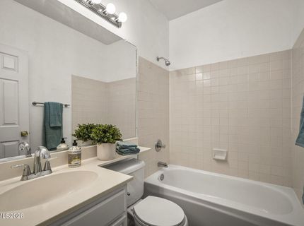 996 Petes Way, Sparks, NV 89434 Photo