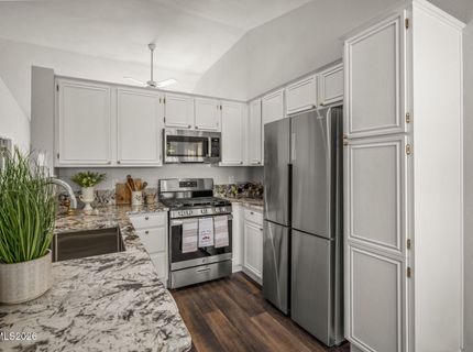 996 Petes Way, Sparks, NV 89434 Photo