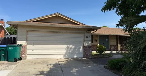 227 Sepulveda Dr, Stockton, CA 95210 Photo