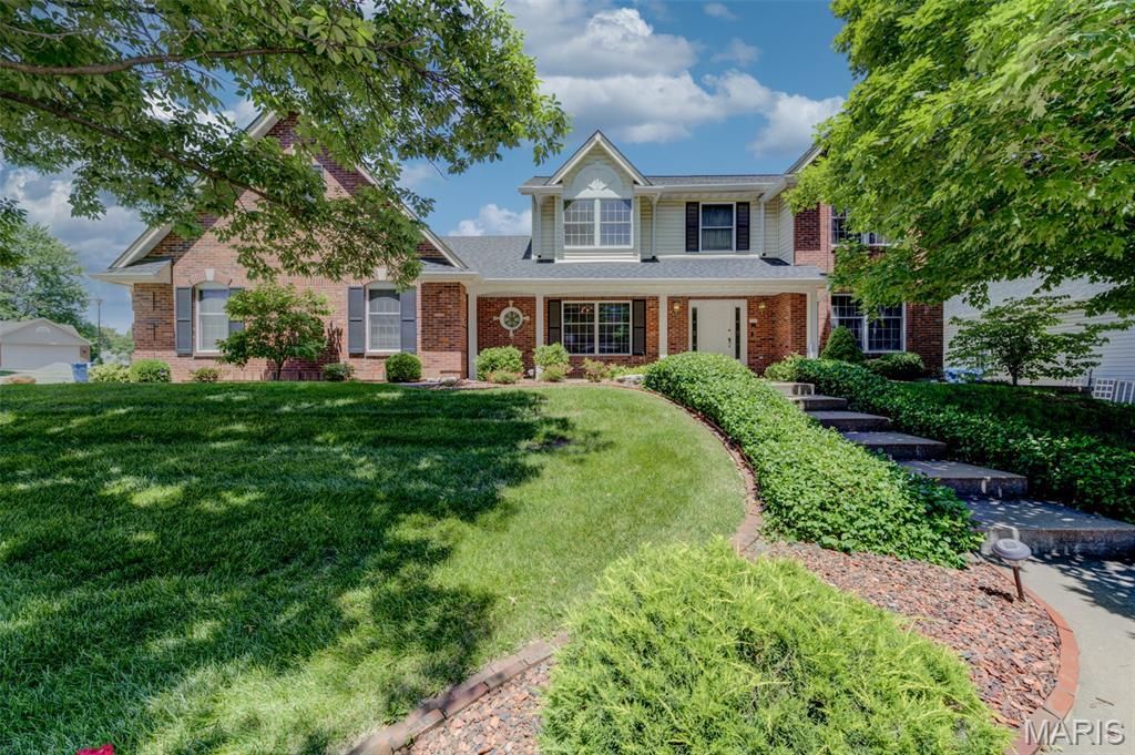 135 Huntington Park, Saint Charles, MO 63301 Main Photo