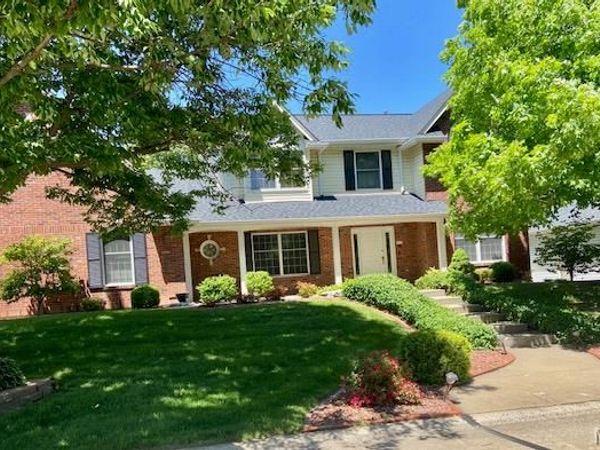 135 Huntington Park , St Charles, MO 63301
