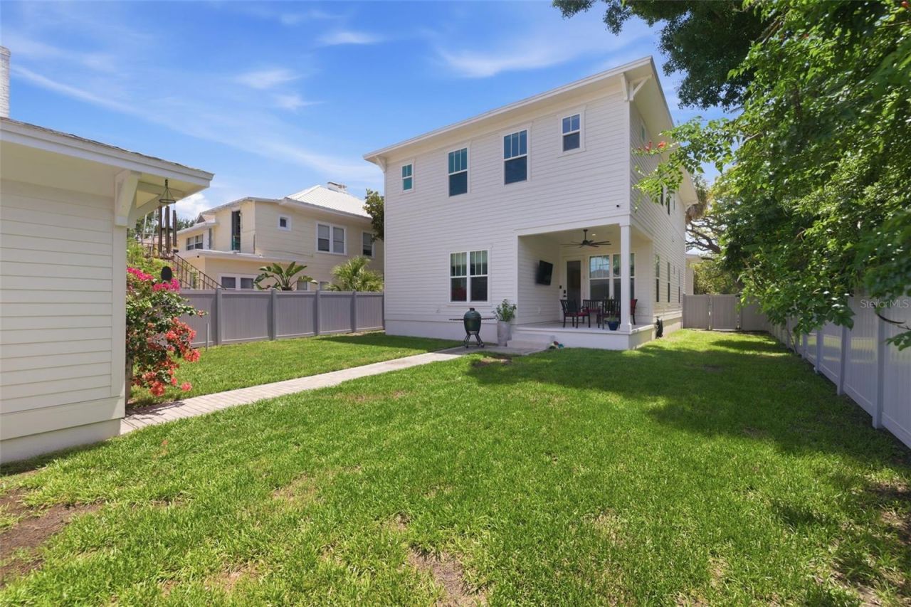 610 5th Street N, Saint Petersburg, FL 33701 Photo