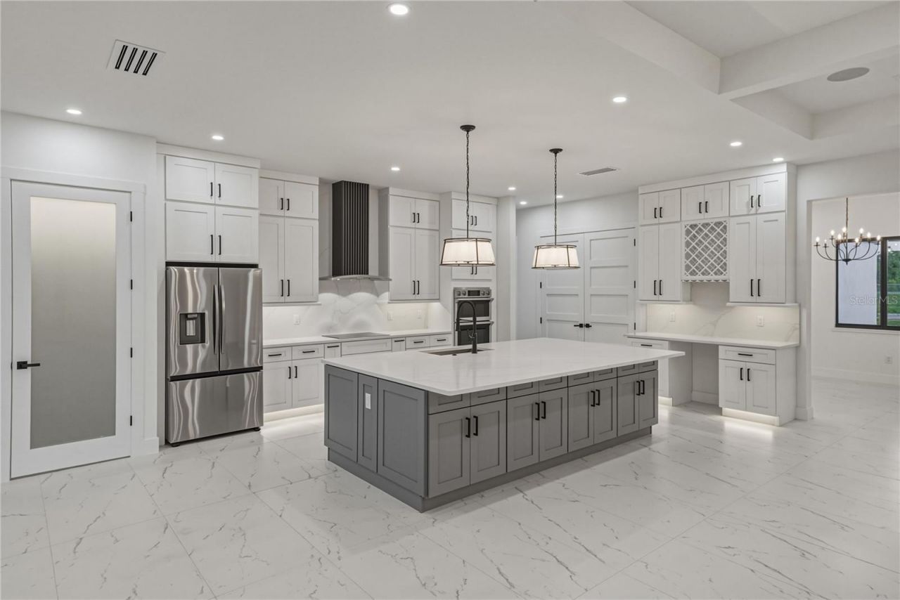14080 Sydney Road, Dover, FL 33527 Photo
