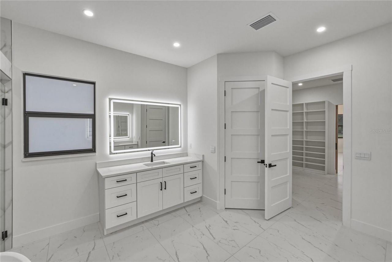 14080 Sydney Road, Dover, FL 33527 Photo