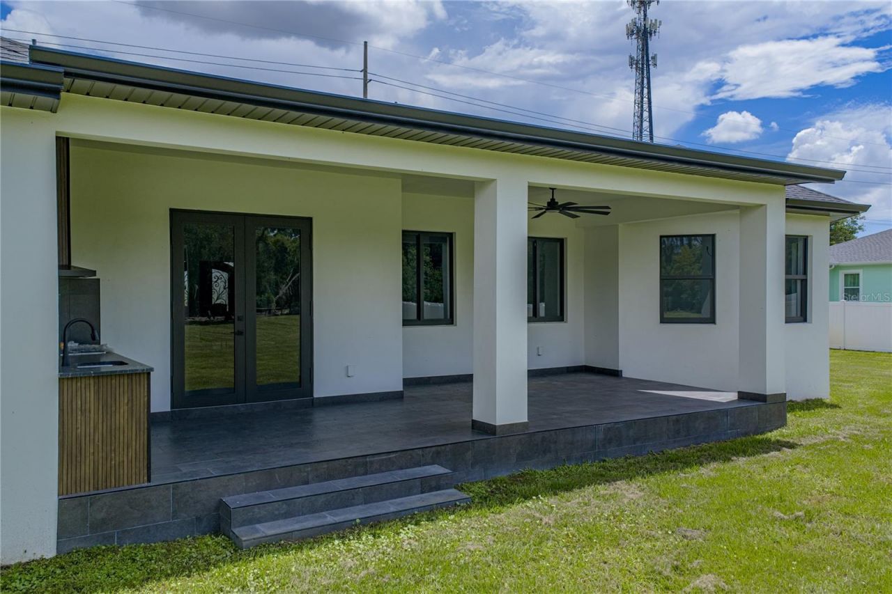 14080 Sydney Road, Dover, FL 33527 Photo