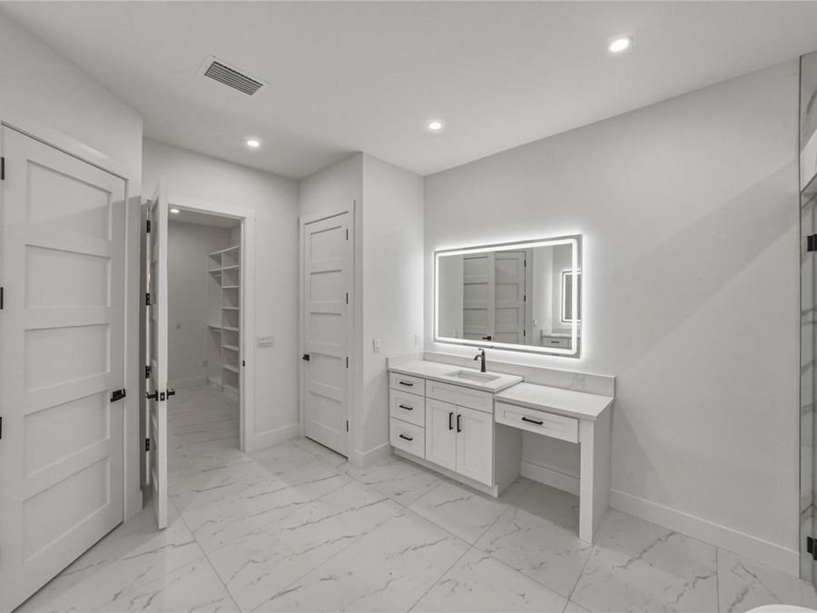 Property Image 83