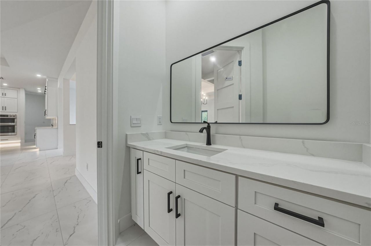 14080 Sydney Road, Dover, FL 33527 Photo