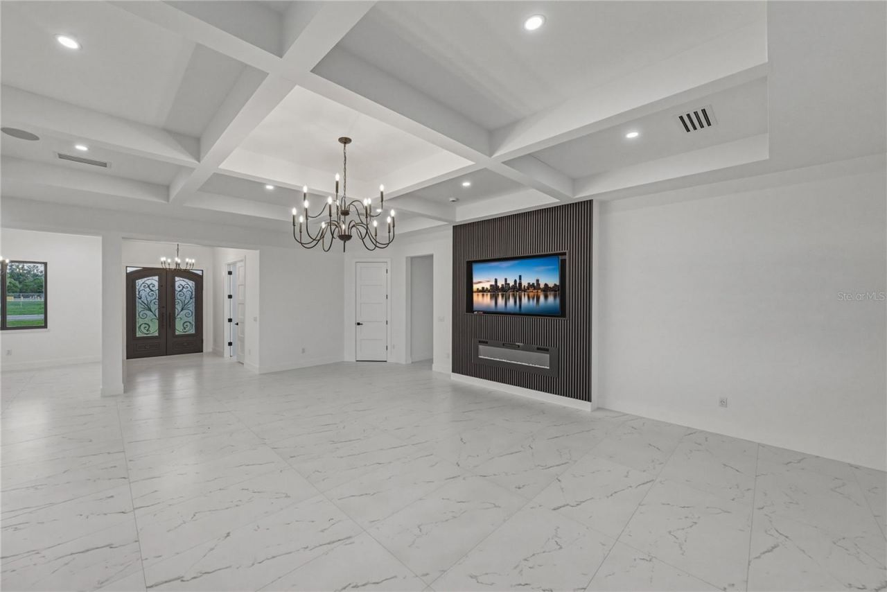14080 Sydney Road, Dover, FL 33527 Photo
