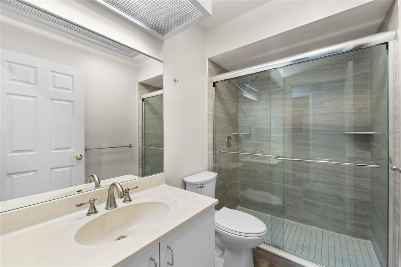3766 Ballantrae Drive, Unit 22D, Sarasota, FL 34238 Photo