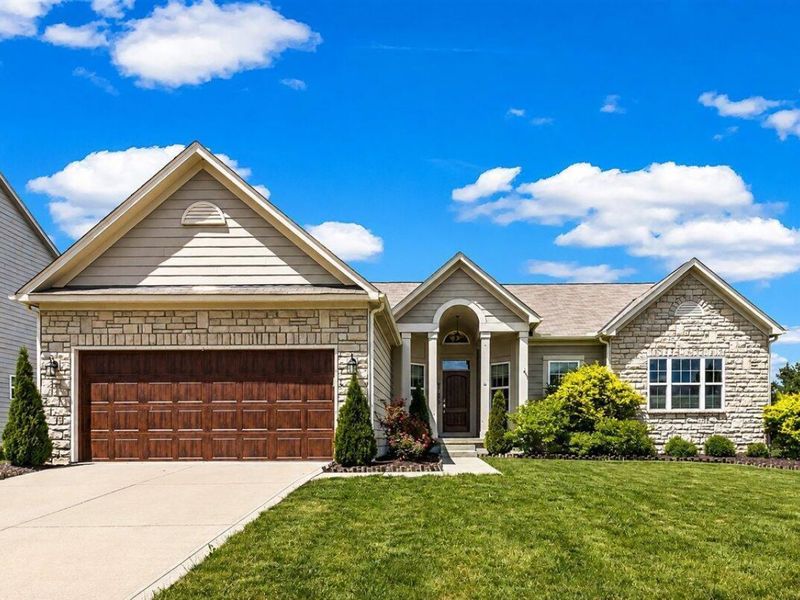 2009 Rocklake Court, Lewis Center, OH 43035 Photo 1