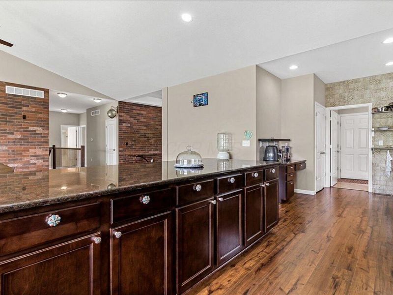 2009 Rocklake Court, Lewis Center, OH 43035 Photo 14