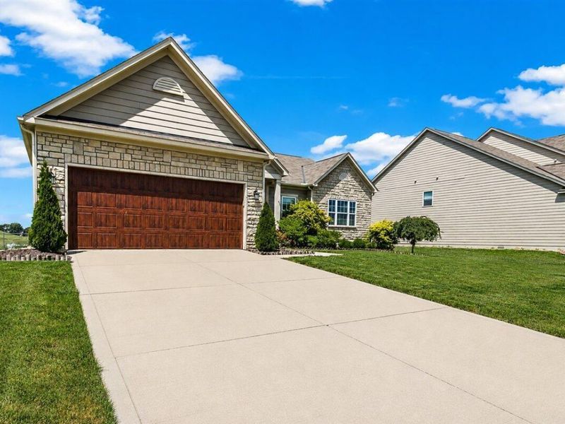 2009 Rocklake Court, Lewis Center, OH 43035 Photo 3