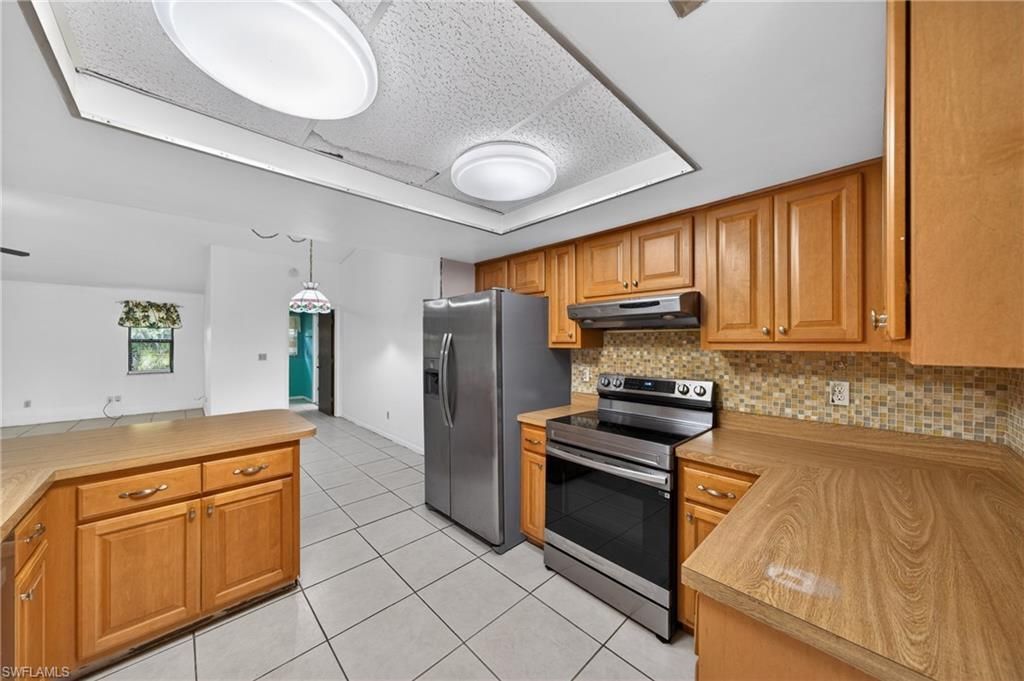 2233 SW 4th St , Cape Coral, FL 33991 Photo