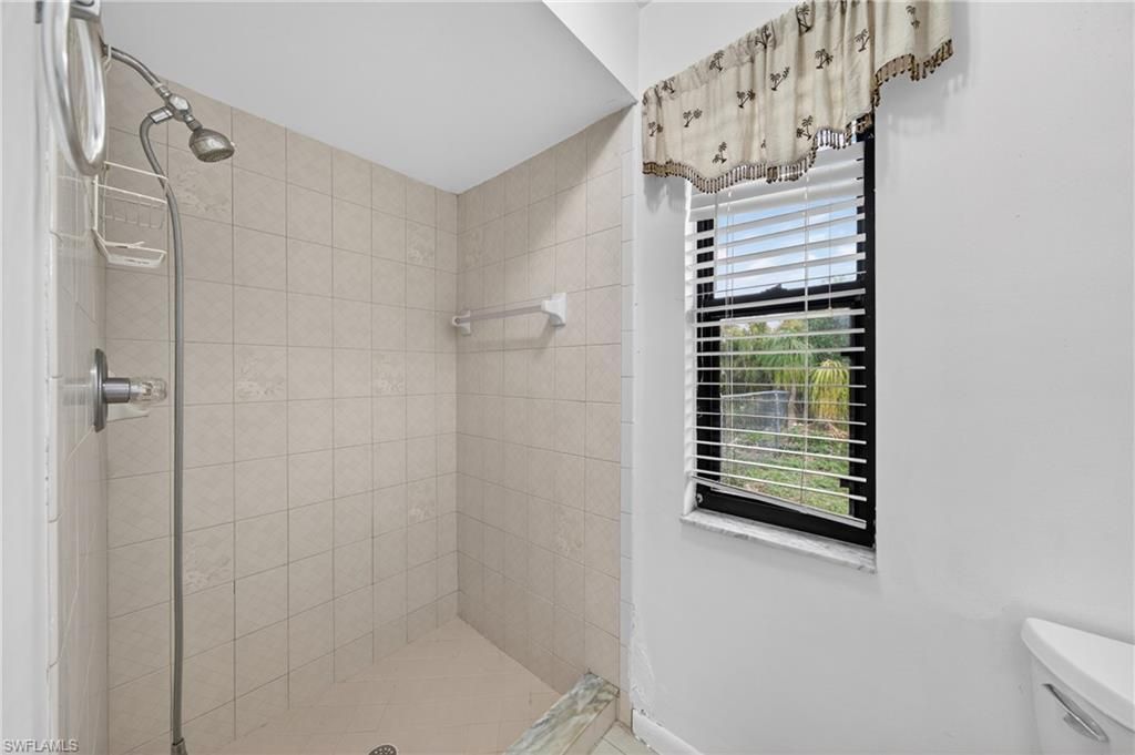 2233 SW 4th St , Cape Coral, FL 33991 Photo