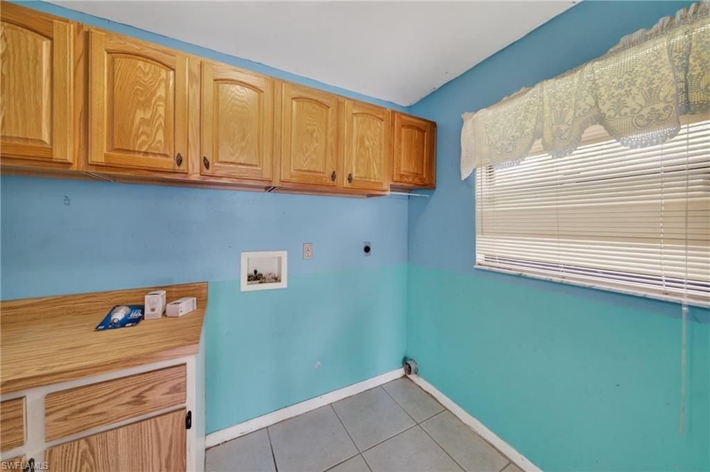 2233 SW 4th St , Cape Coral, FL 33991 Photo